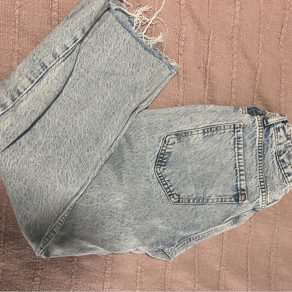 Women's Light Blue Jeans